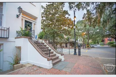 1 E Gordon Street #2, Savannah, GA 31401 - Photo 2
