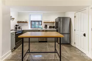 1 E Gordon St, Savannah, GA 31401 - Photo 12