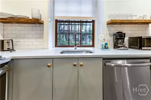 1 E Gordon St, Savannah, GA 31401 - Photo 20