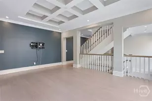 407 E Mc Donough St, Savannah, GA 31401 - Photo 10