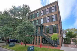 407 E Mc Donough St, Savannah, GA 31401 - Photo 2