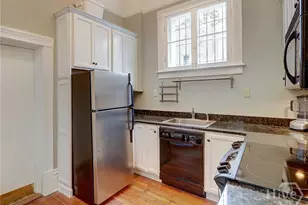 109 W Bolton St, Savannah, GA 31401 - Photo 10