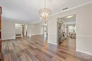 210 Pine Grove Dr, Savannah, GA 31419 - Photo 8