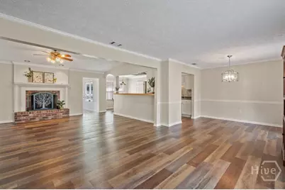 210 Pine Grove Drive, Savannah, GA 31419 - Photo 10