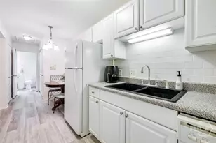 401 N Cromwell Rd, Savannah, GA 31410 - Photo 12