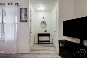 401 N Cromwell Rd, Savannah, GA 31410 - Photo 8