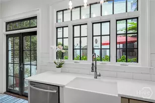 216 W Gaston St, Savannah, GA 31401 - Photo 28