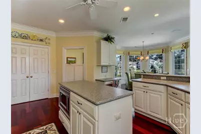 10 Pineside Lane, Savannah, GA 31411 - Photo 6
