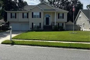 127 Druid Cir, Savannah, GA 31410 - Photo 2