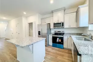 100 Beaumont Dr, Hinesville, GA 31313 - Photo 12