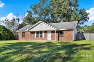 181 Kyle Ln, Hinesville, GA 31313 - Photo 2