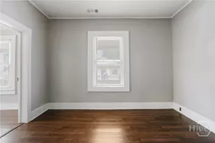1023 W 37th St, Savannah, GA 31415 - Photo 8