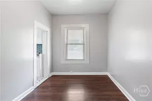 1023 W 37th St, Savannah, GA 31415 - Photo 12