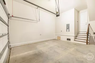 453 Port Street, Savannah, GA 31401 - Photo 32