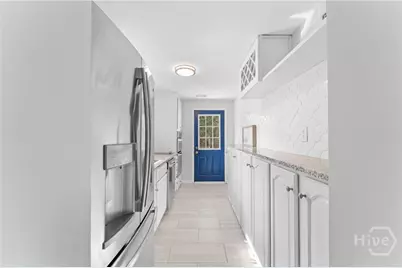 1117 W 41st Street, Savannah, GA 31415 - Photo 8