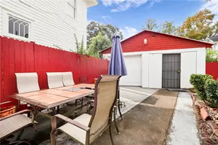 805 E 40th St, Savannah, GA 31401 - Photo 32