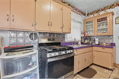 805 E 40th Street, Savannah, GA 31401 - Photo 18