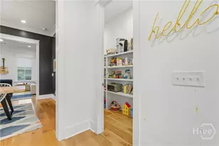 110 E 38th St, Savannah, GA 31401 - Photo 26