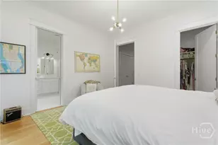 110 E 38th St, Savannah, GA 31401 - Photo 32