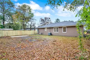 1307 E 70th St, Savannah, GA 31404 - Photo 32