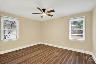 1307 E 70th St, Savannah, GA 31404 - Photo 14