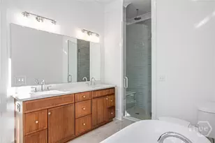 312 W 38th St, Savannah, GA 31401 - Photo 18