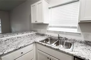 1207 Love St, Savannah, GA 31415 - Photo 6