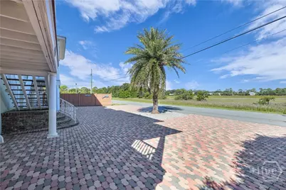 605 6th Street #B, Tybee Island, GA 31328 - Photo 4