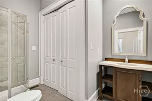 106 E Harris St, Savannah, GA 31401 - Photo 14