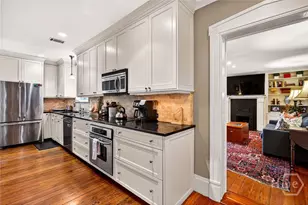 208 E Liberty St, Savannah, GA 31401 - Photo 12