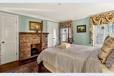 208 E Liberty Street, Savannah, GA 31401 - Photo 34