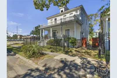 310 W 34th Street, Savannah, GA 31401 - Photo 2