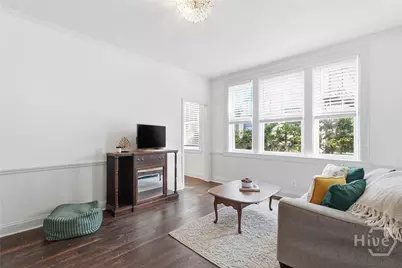 17 E 37th Street #3, Savannah, GA 31401 - Photo 8
