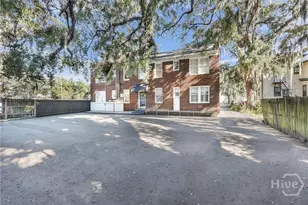 17 E 37th St, Savannah, GA 31401 - Photo 18