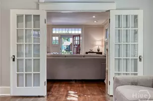 137 E 51st St, Savannah, GA 31405 - Photo 24