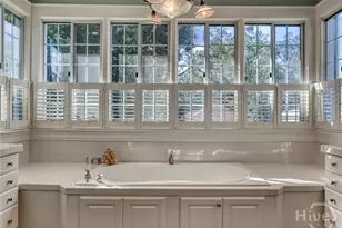 137 E 51st St, Savannah, GA 31405 - Photo 30