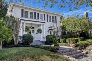 137 E 51st St, Savannah, GA 31405 - Photo 2