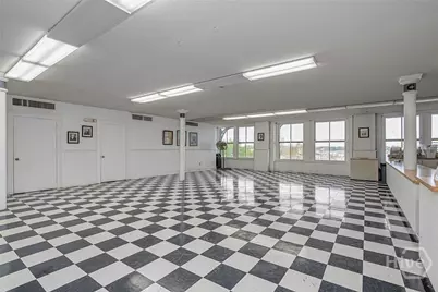 100 E Bay Street, Savannah, GA 31401 - Photo 22