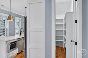 551 E Gwinnett St, Savannah, GA 31401 - Photo 10