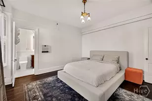 24 E Liberty St, Savannah, GA 31401 - Photo 10