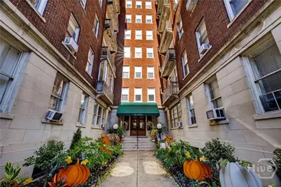24 E Liberty Street #36, Savannah, GA 31401 - Photo 20