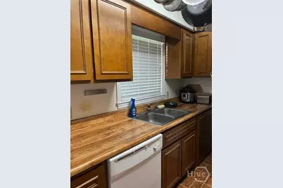 1 Washington Avenue #garage apt, Savannah, GA 31405 - Photo 8