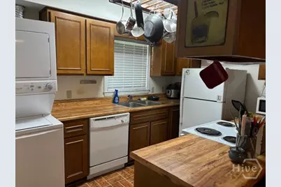 1 Washington Avenue #garage apt, Savannah, GA 31405 - Photo 10