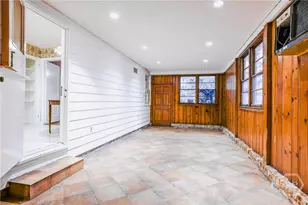 112 E Derenne Ave, Savannah, GA 31405 - Photo 24