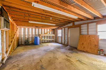 112 E Derenne Avenue, Savannah, GA 31405 - Photo 6