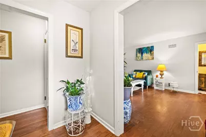 202 E 64th Street, Savannah, GA 31405 - Photo 8