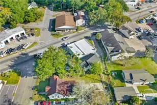 2203 Skidaway Rd, Savannah, GA 31404 - Photo 8