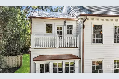 317 E 45th Street, Savannah, GA 31405 - Photo 6