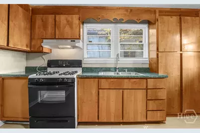 811A W 52nd Street, Savannah, GA 31405 - Photo 20