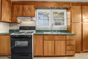 811A W 52nd St, Savannah, GA 31405 - Photo 20